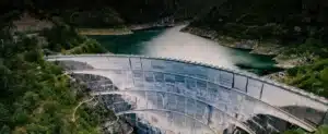 Barragem hidrelétrica para Qual é o principal sistema de geração de energia renovável?